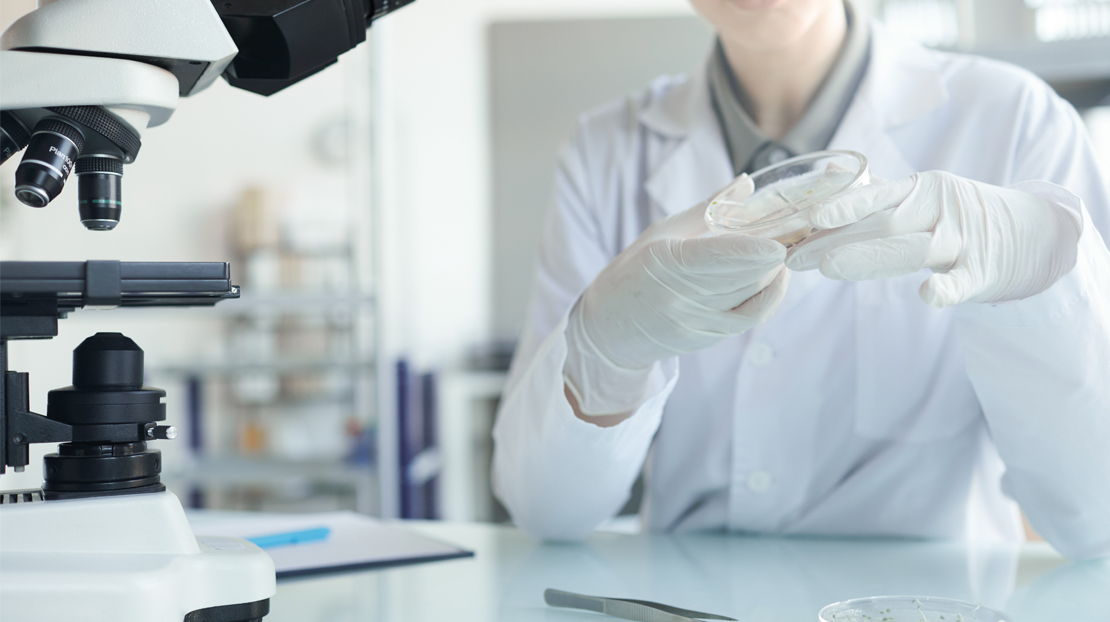 ISO 22367:2020 minimizará riesgos de errores en laboratorios médicos
